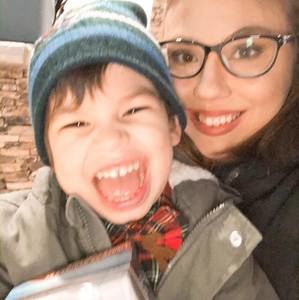 Meet your Posher, Ashley